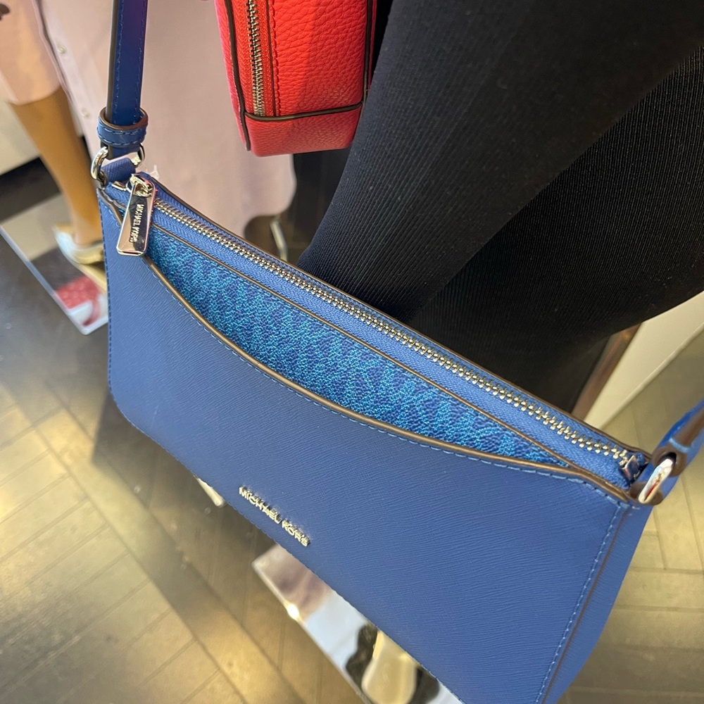 MICHAEL KORS Arden Medium Crossbody XBODY Bag
Galaxy Blue 
NWT - Picture 8 of 16